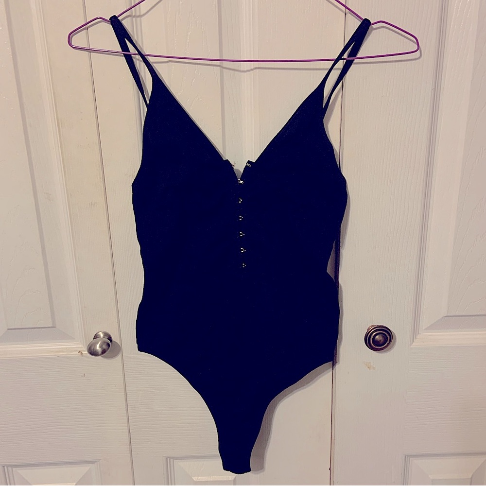 Forever 21 black bodysuit w/thong and front clips & adjustable spaghetti straps